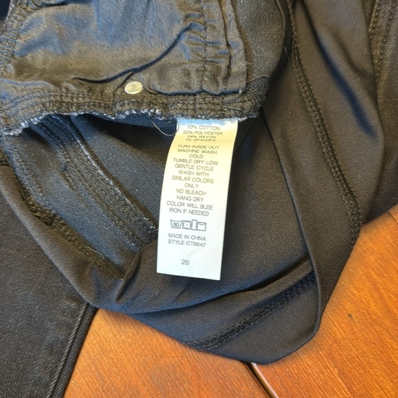 2 piece Pink Blush and Motherhood Maternity Bundle Lot Jeans size 26 shirt small - Picture 5 of 7